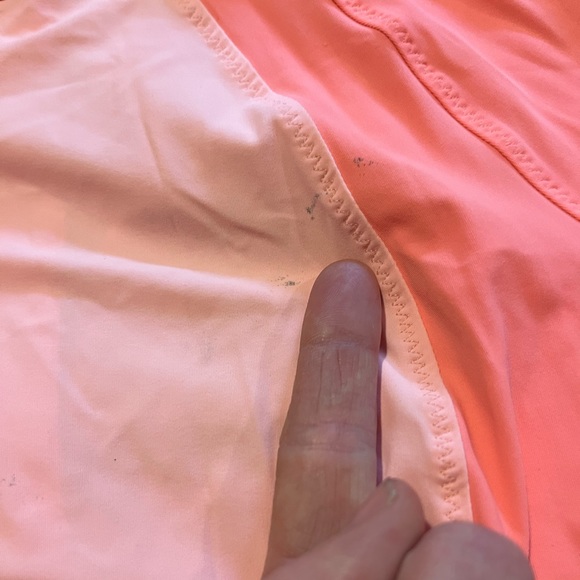 Lululemon Rashguard size 6 - Picture 5 of 7